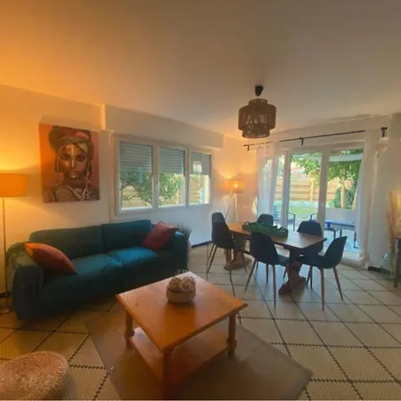 La Maison Du Courant 3* * Mimizan