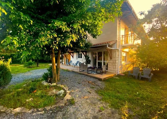 Feriehus La Maison Du Courant 3*